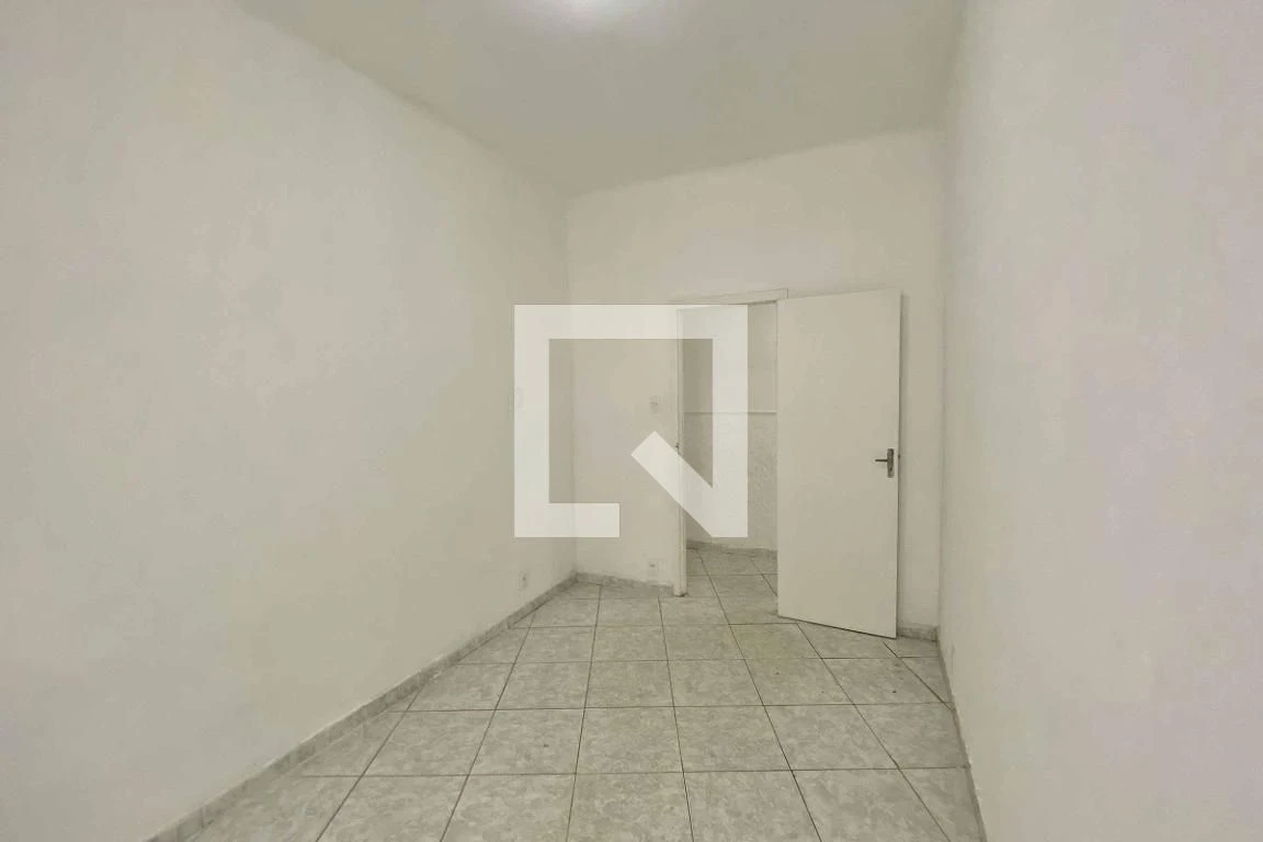 Rental apartment with 3 bedrooms and a private garden — photo 23