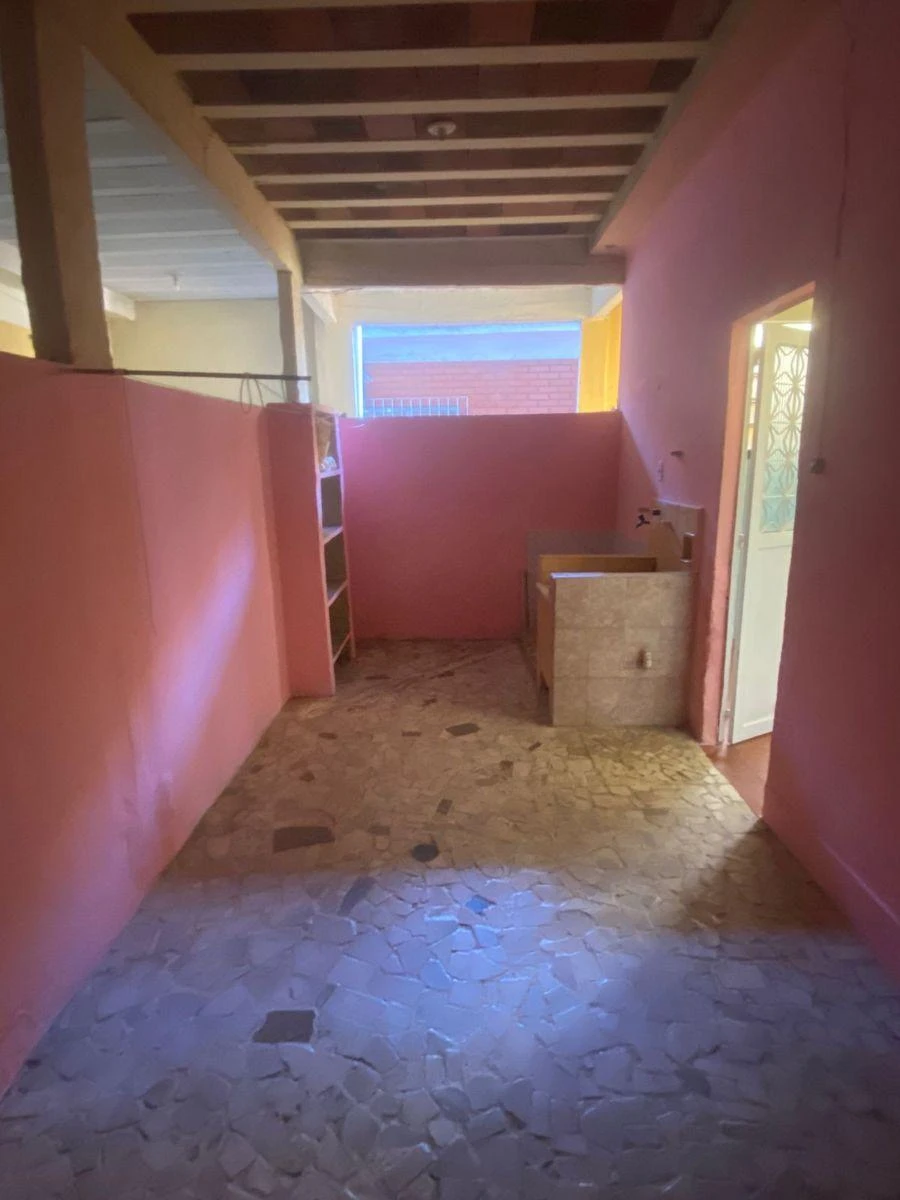 Rental house with a living room, 1 bedroom and balcony — photo 6