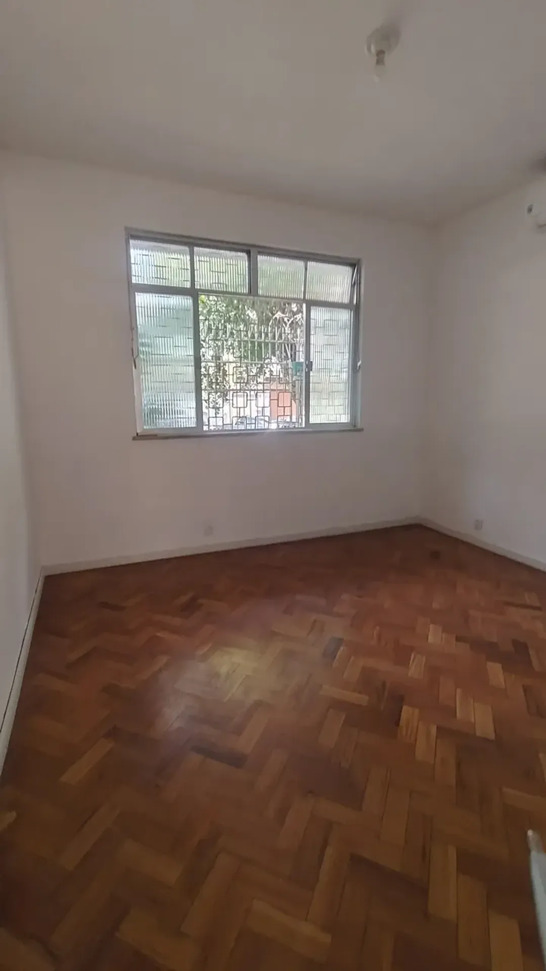 House with 7 bedrooms and 5 bathrooms with balcony BBQ — photo 4