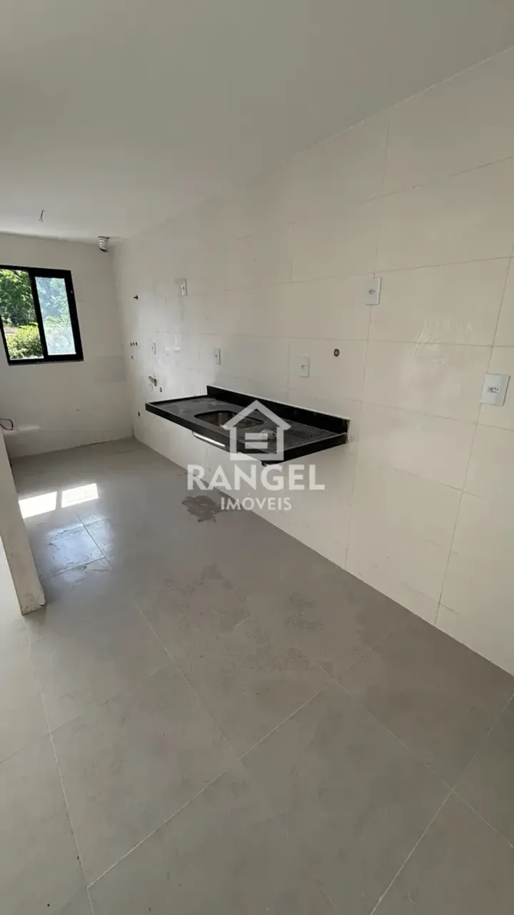 Apartamento sem mobília com 2 quartos e varanda — photo 4