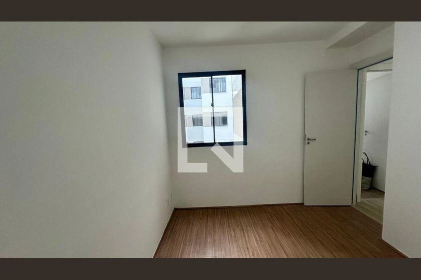 2-bedroom apartment in a building with a gym — photo 7