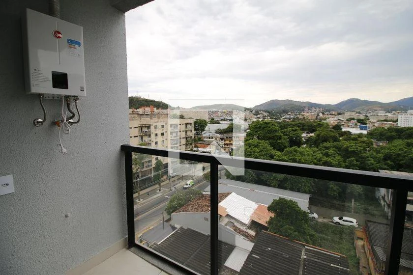 2-bedroom apartment in a building with a pool