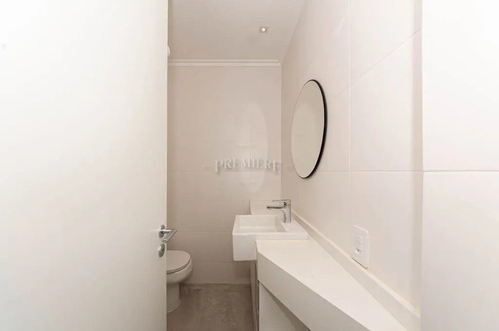 137 m² apartment with 3 bedrooms and 1 parking spot — photo 14