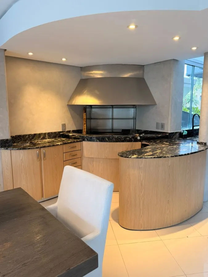 Посудомоечная машина и 5 спален: дом 700 м² — photo 30
