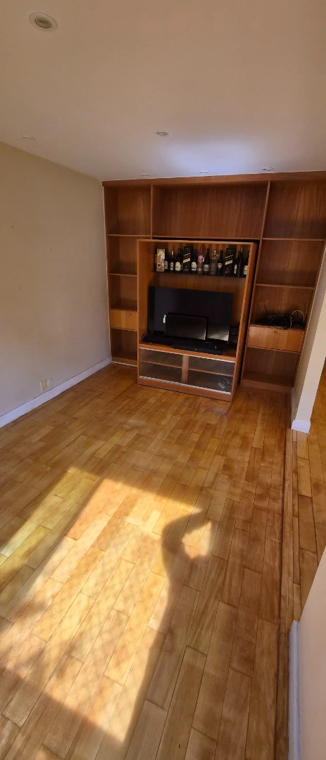 3-bedroom apartment with air conditioning and 185 m² — photo 10