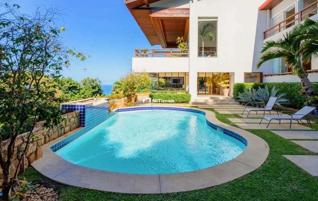 Unfurnished 6-bedroom house with 950 m² — photo 9