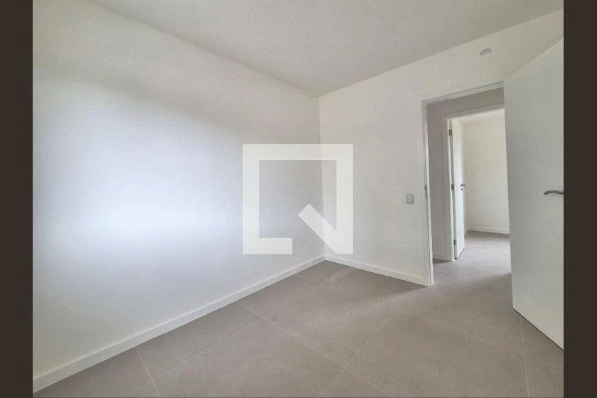 Квартира: 3 спальні, 1 з власною ванною кімнатою, 83 м² — photo 7