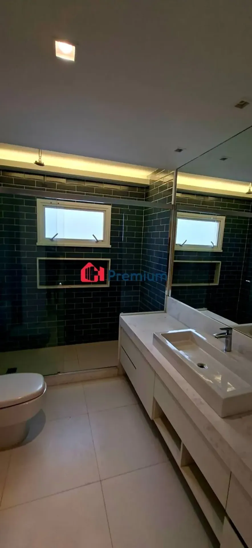 Casa com 5 suítes e 7 banheiros, 5 vagas — photo 20