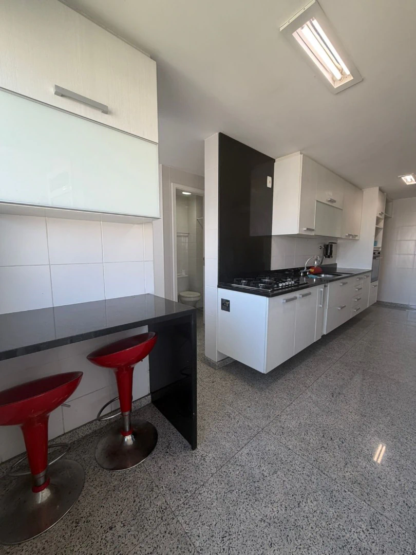 Apartamento de 110 m² com 3 quartos e 2 vagas — photo 2