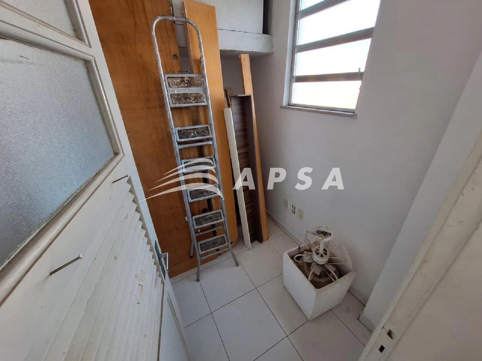 Apartamento de 92 m² com 2 quartos e área de lavanderia — photo 2