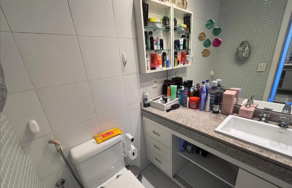 206 m² apartment with a washing machine and a home office — photo 30