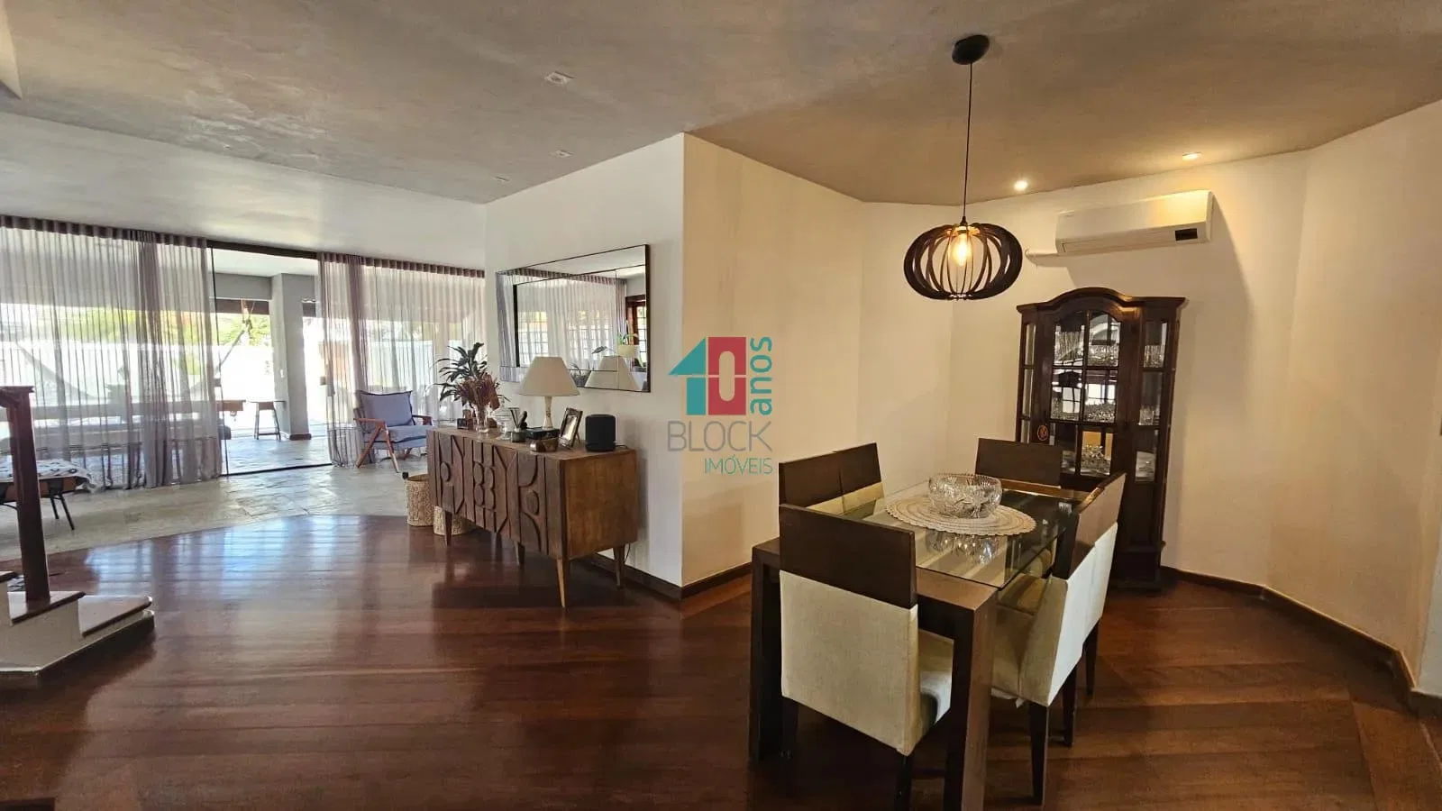 Casa em condomínio mobiliada com 4 suítes e 7 banheiros — photo 23