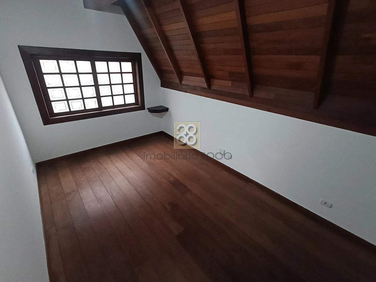 Casa, 187 m², com banheira — photo 21