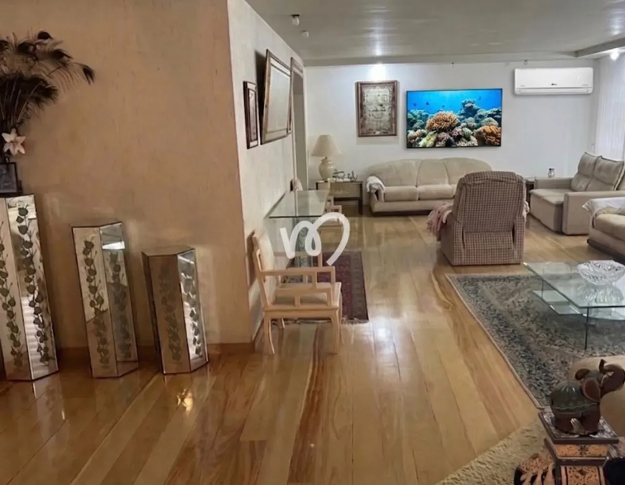 4-bedroom apartment with a washing machine — photo 13