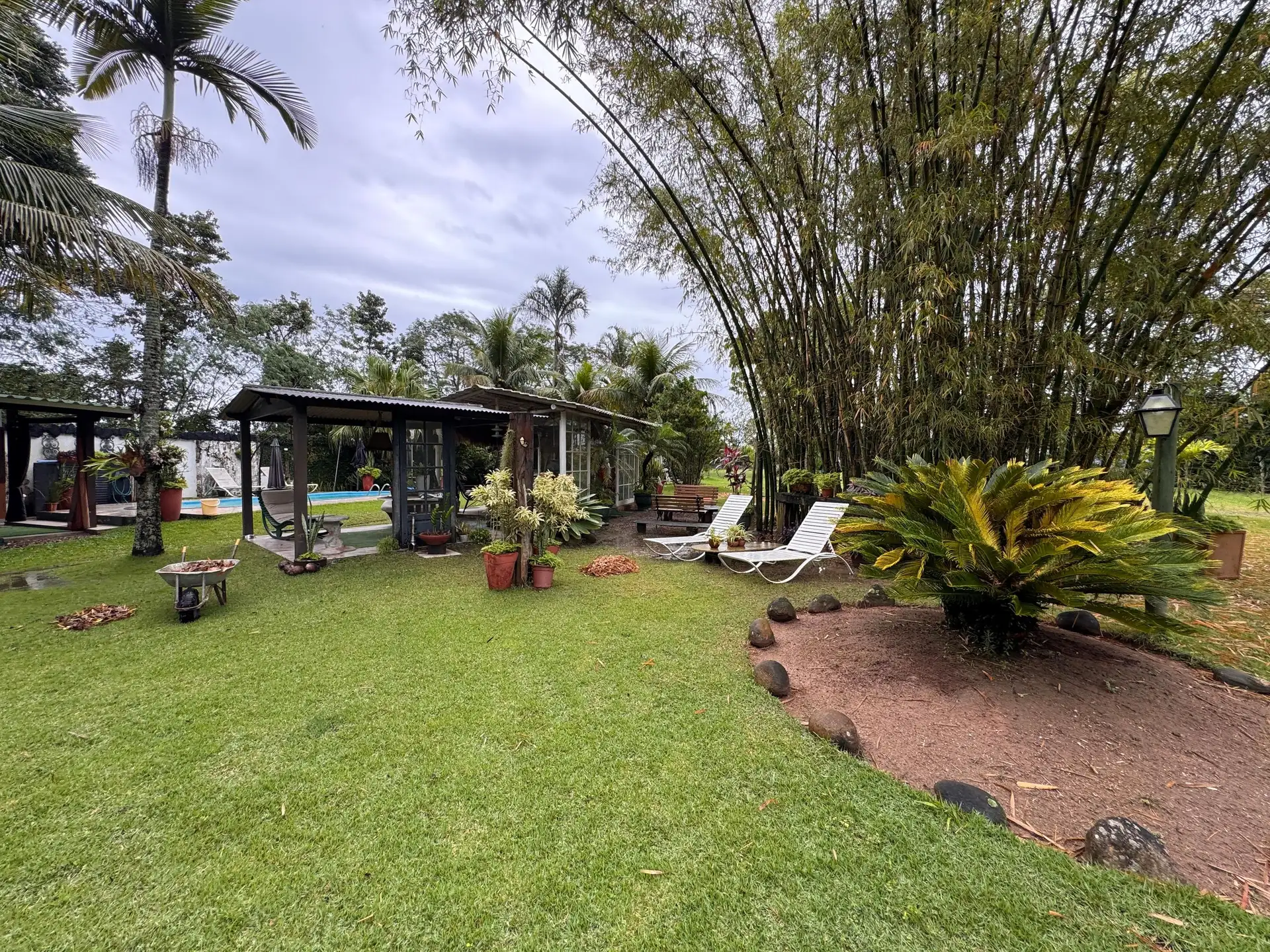 Casa para locação com 3 suítes e jardim privativo — photo 82