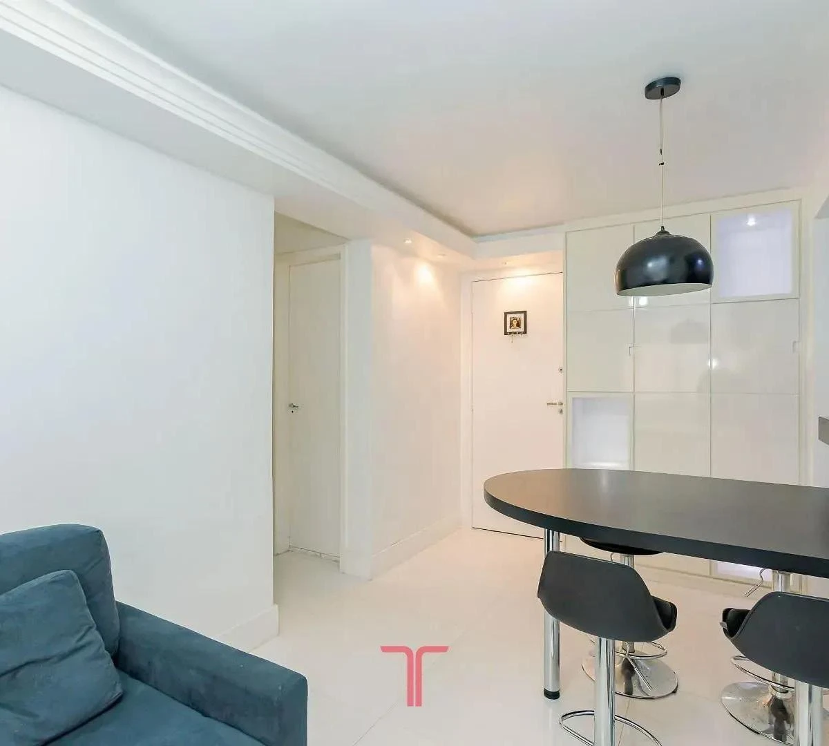 Furnished apartment, 47 m², with a walk-in closet — photo 7
