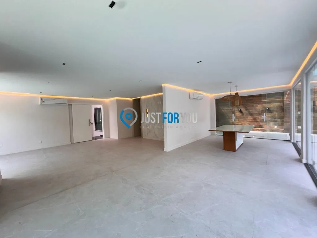 4-bedroom house with a jacuzzi in Rio de Janeiro — photo 5