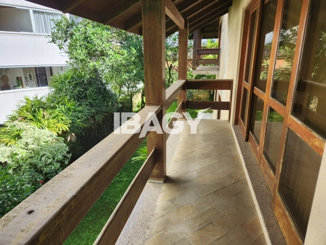 Casa sin muebles con 5 dormitorios y 5 baños — photo 12