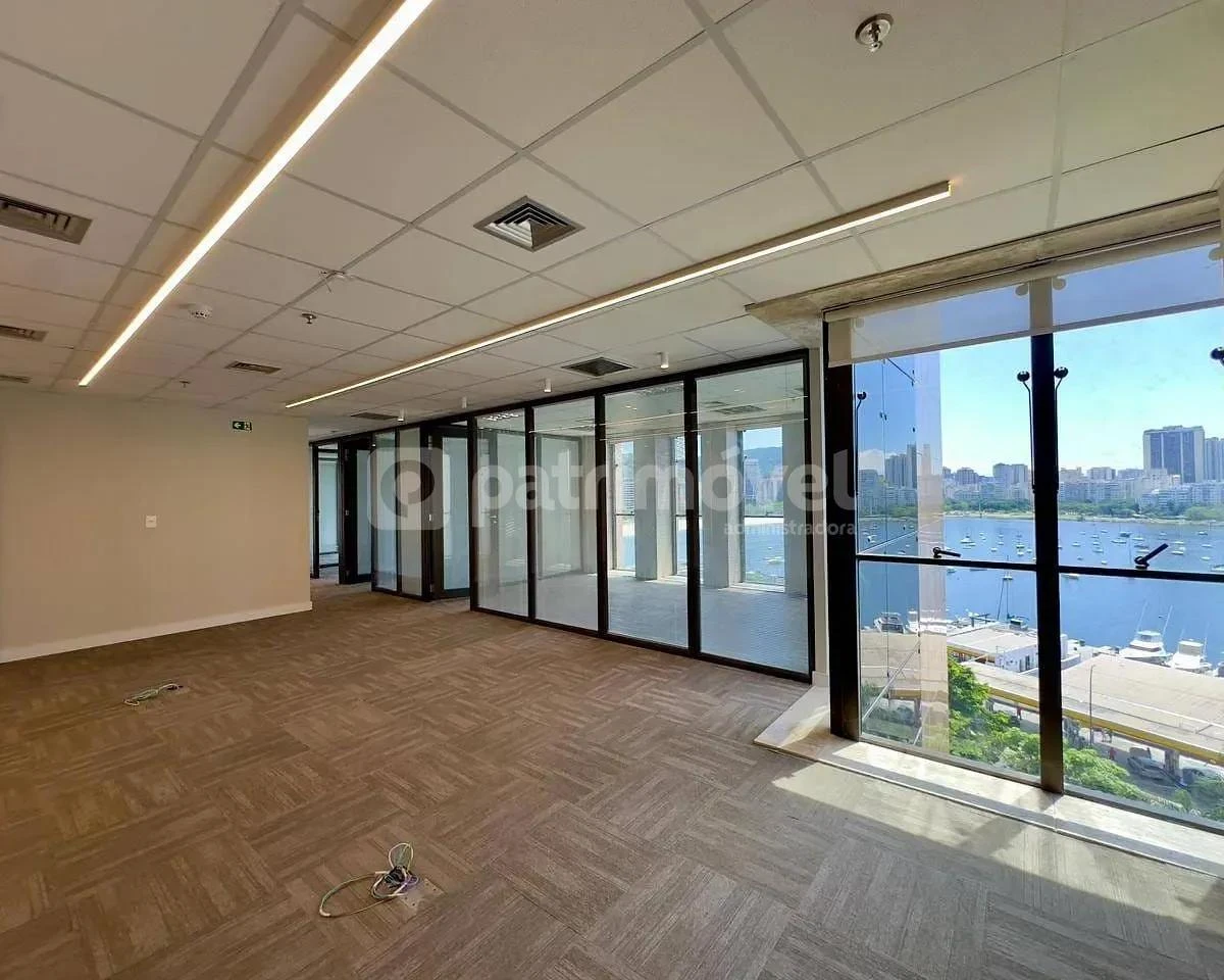780 m² unfurnished apartment with 1 bedroom and 6 baths