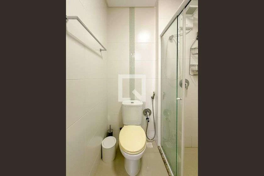Furnished apartment with 2 bedrooms and an en-suite suite — photo 23