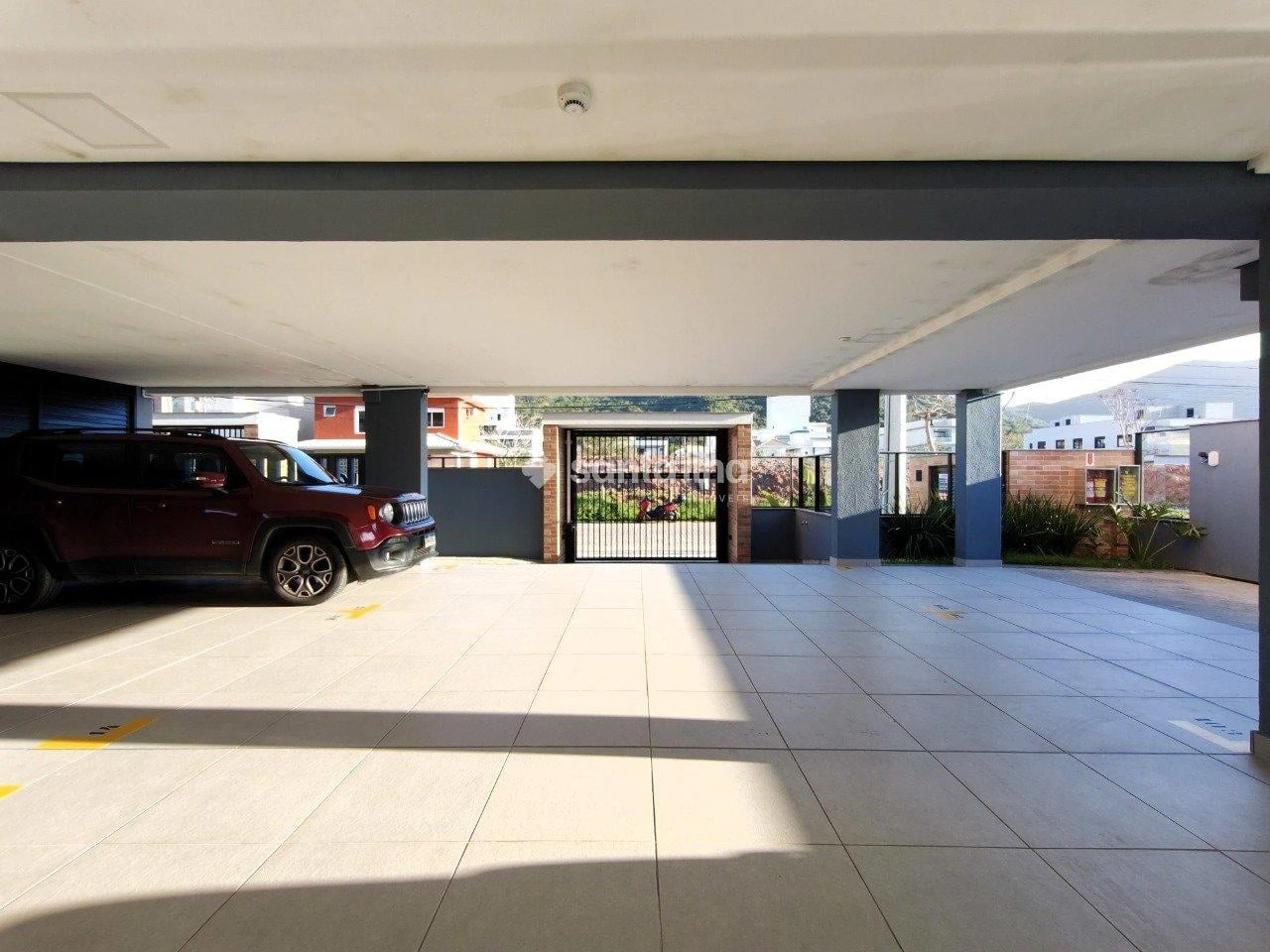 Furnished apartment, 39 m², with floor-to-ceiling windows — photo 28