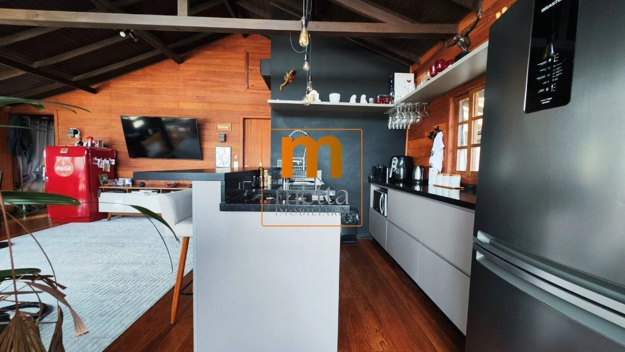 Меблированный дом с 2 спальнями, 3 ванными и 400 м² — photo 65