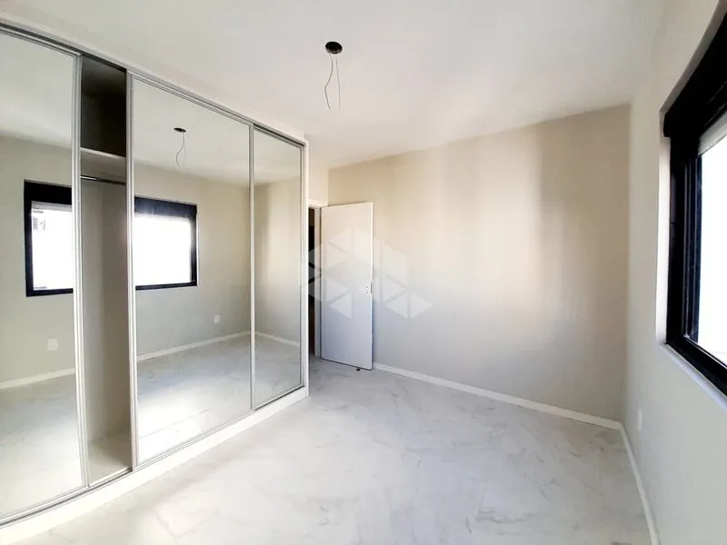 Duplex penthouse with 3 bedrooms and 303 m² — photo 7