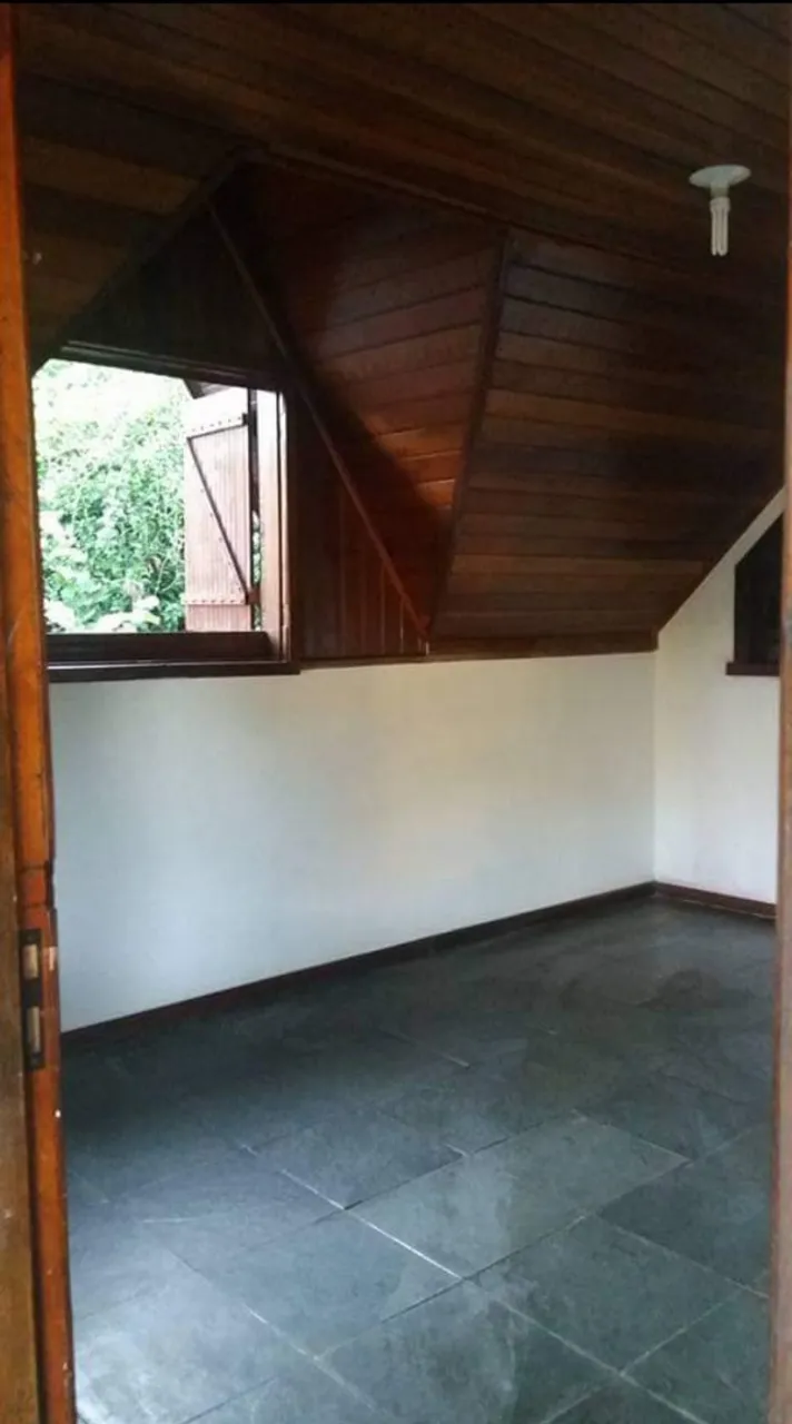 Casa com 2 quartos e varanda fechada em vidro — photo 19