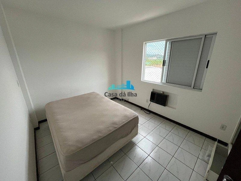 Apartamento amueblado de 52 m² con 1 dormitorio y parking — photo 3