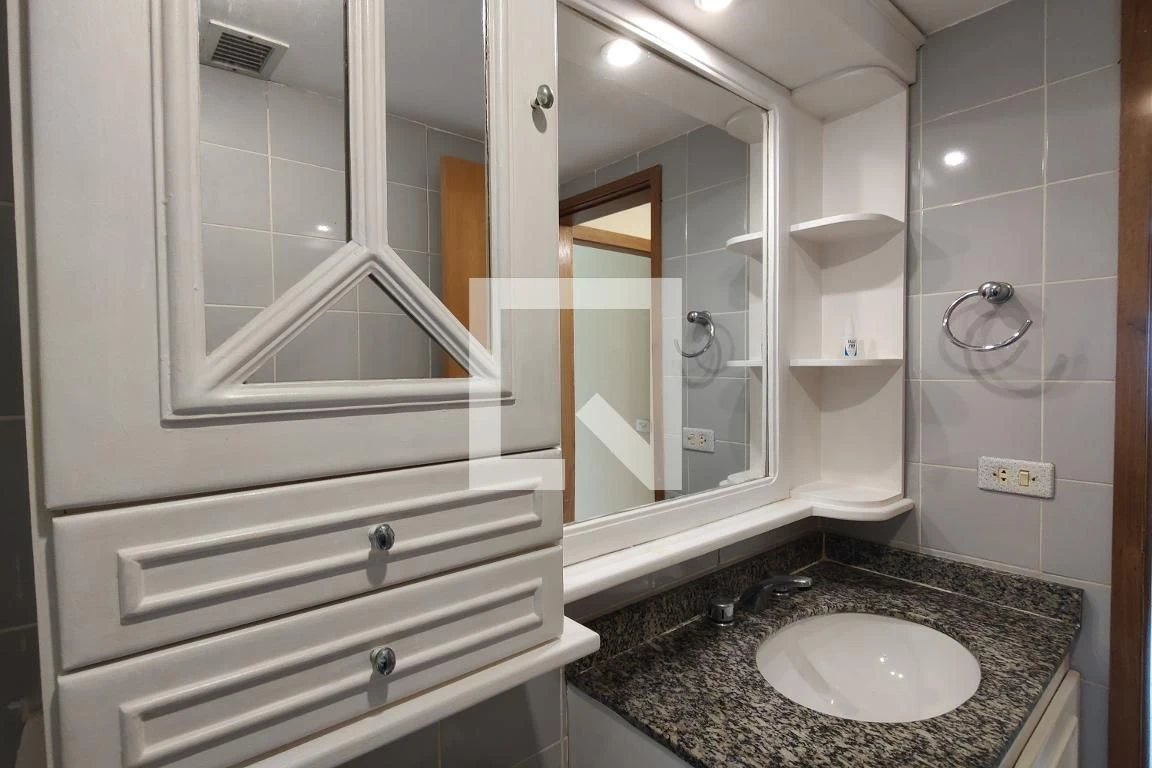 Панорамні вікна та 2 спальні: квартира 73 м² — photo 2