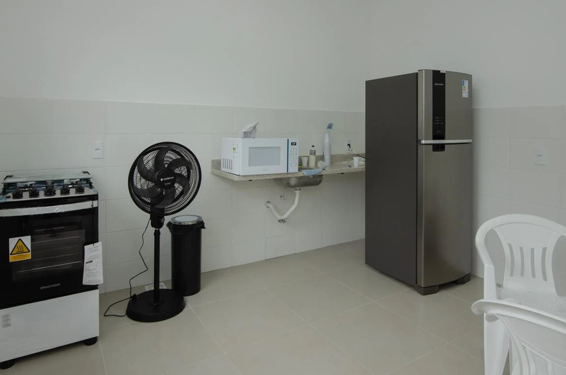 Furnished apartment with 2 bedrooms and a balcony — photo 46