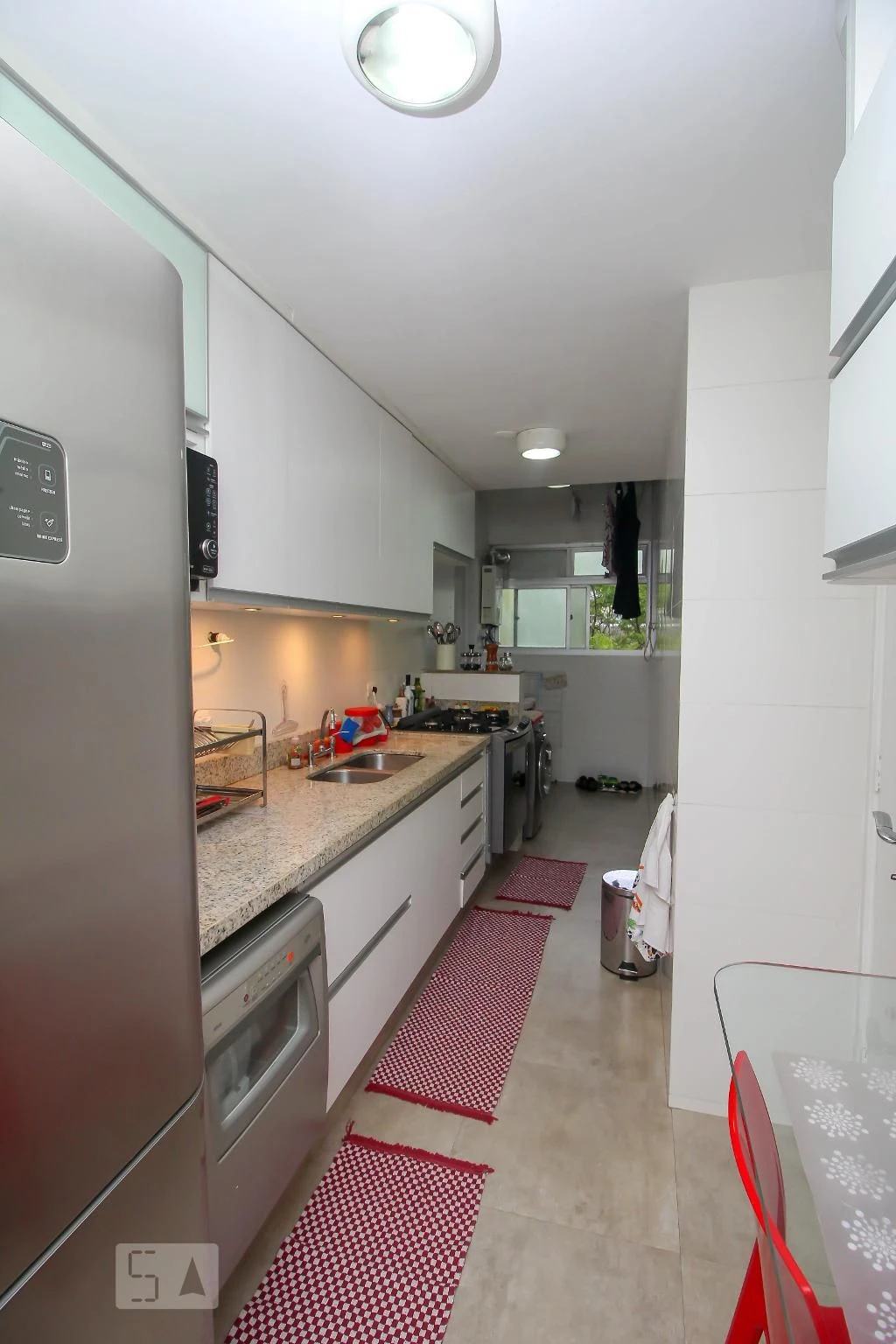 3-bedroom apartment with a glass-enclosed balcony — photo 87