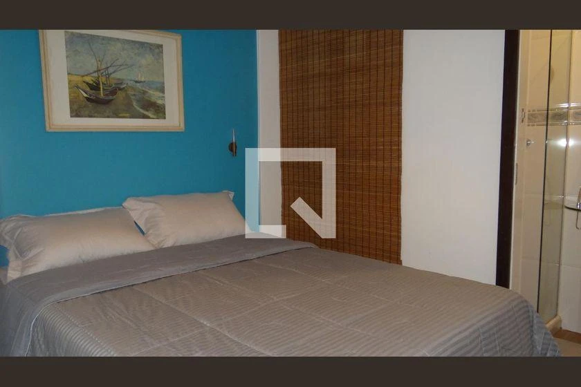 Furnished 2-bedroom apartment with balcony — photo 37