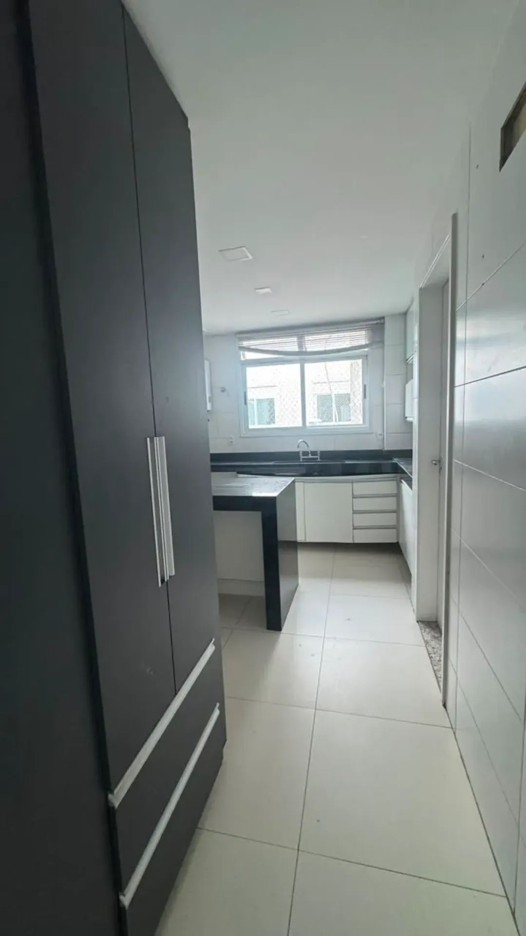 Apartment with 4 bedrooms and 4 bathrooms — photo 12