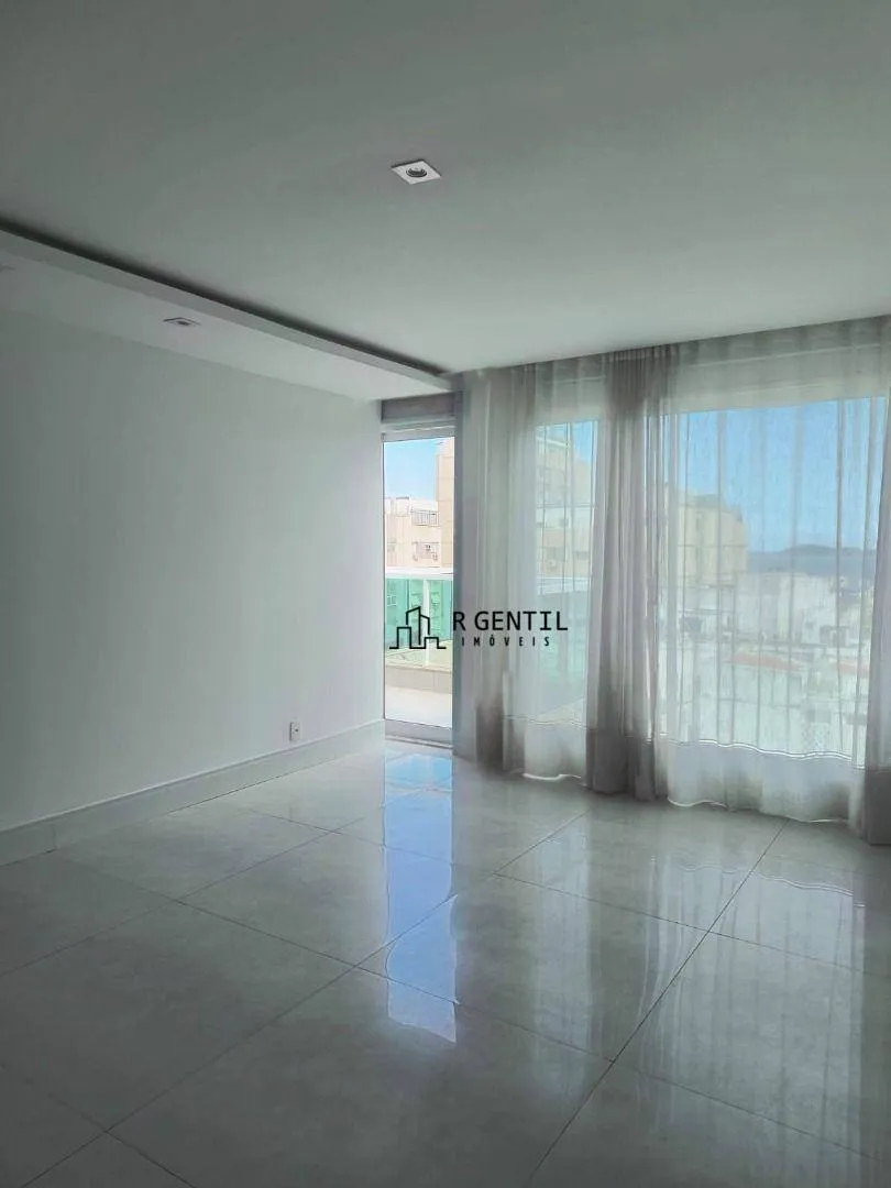 Furnished apartment with 3 bedrooms and 5 bathrooms — photo 22