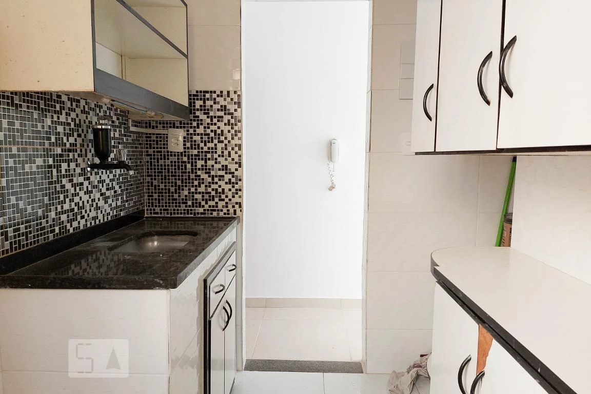 2-bedroom apartment in a building with an indoor pool — photo 17