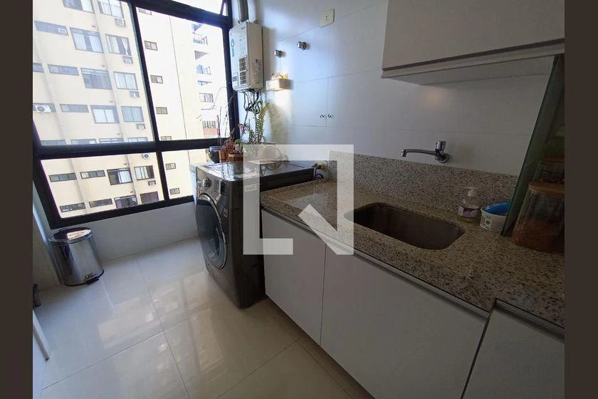 Квартира 167 м² з 3 спальнями та 4 ванними — photo 35