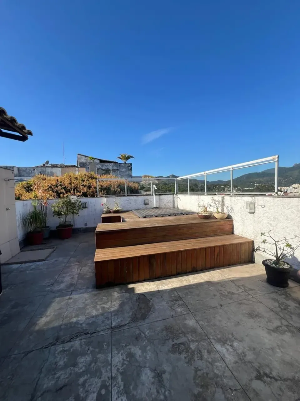 Duplex penthouse with 3 bedrooms and a balcony grill — photo 18