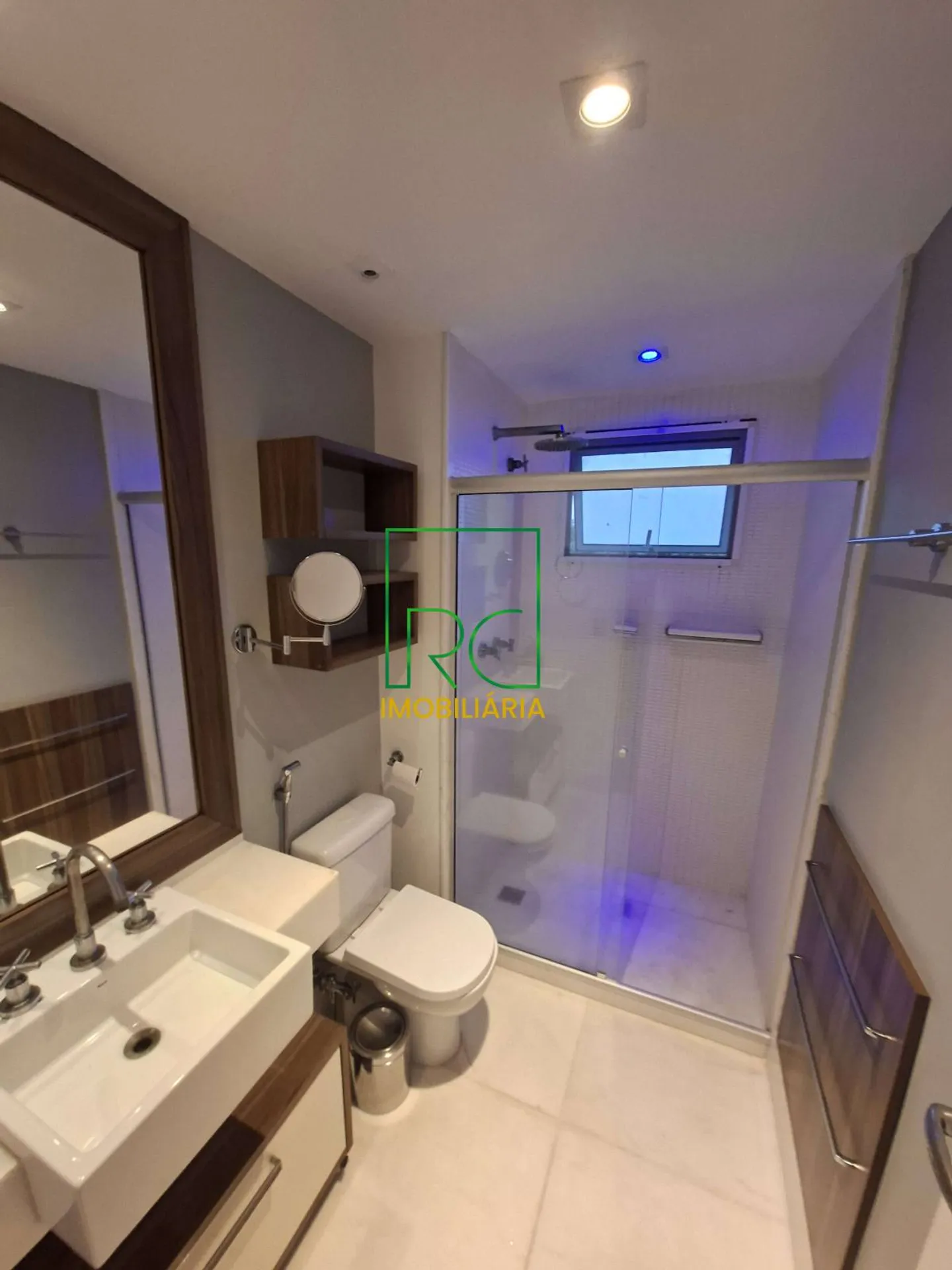 3-suite apartment with enclosed balcony and 115 m² — photo 13