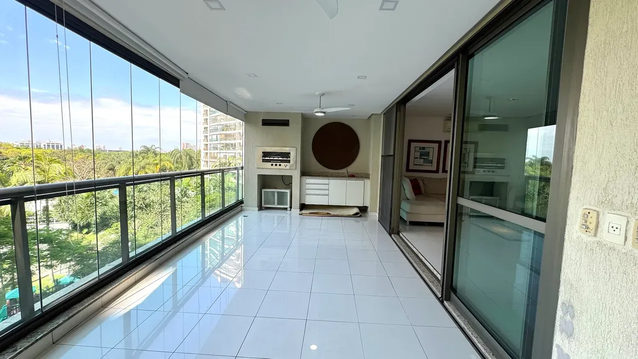Apartment on the 3rd floor with floor-to-ceiling windows — photo 16