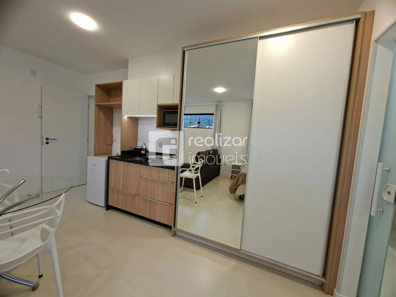 Furnished 30 m² studio with private garden — photo 10