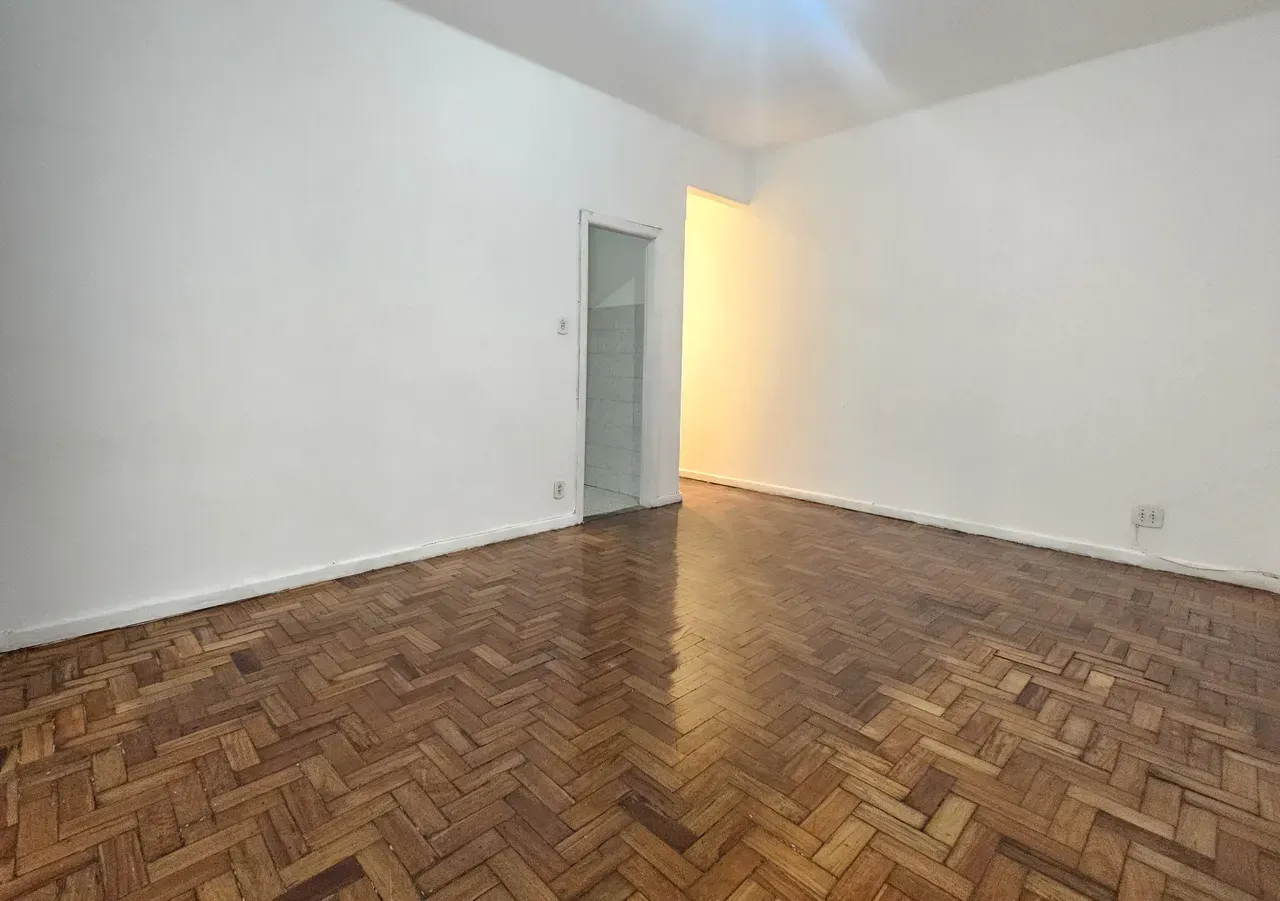 Apartamento com 2 quartos e 80 m² com chuveiro e banheira — photo 11