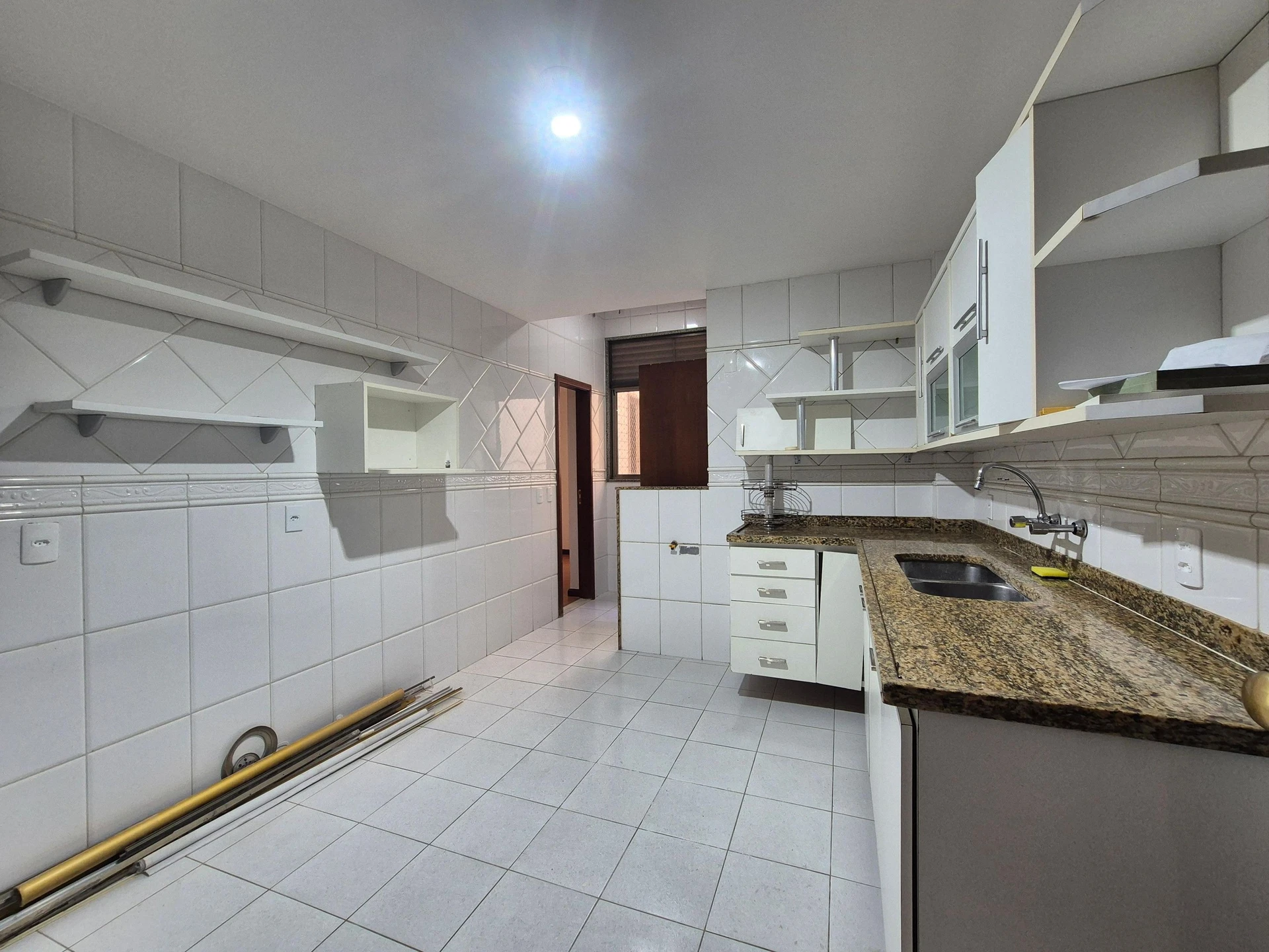 Apartamento mobiliado com 2 quartos e varanda — photo 5