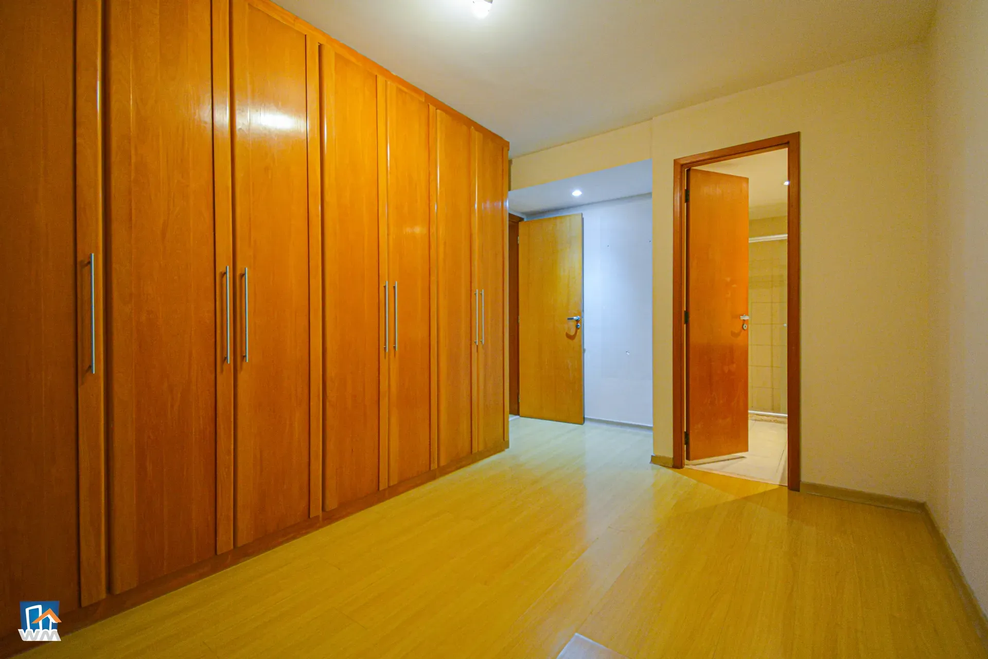 Duplex apartment of 93 m² with laundry area — photo 12