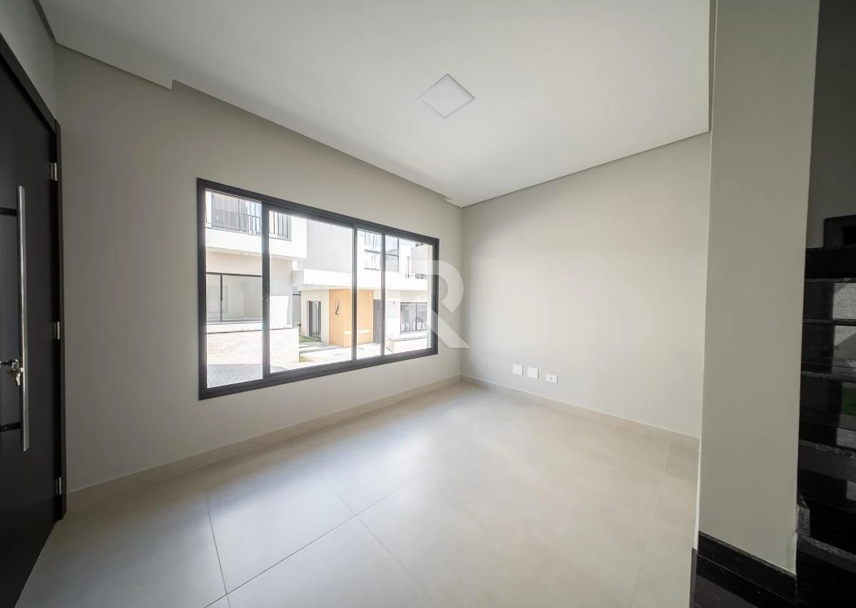 Floor-to-ceiling windows in a 3-bedroom house, 97 m² — photo 22