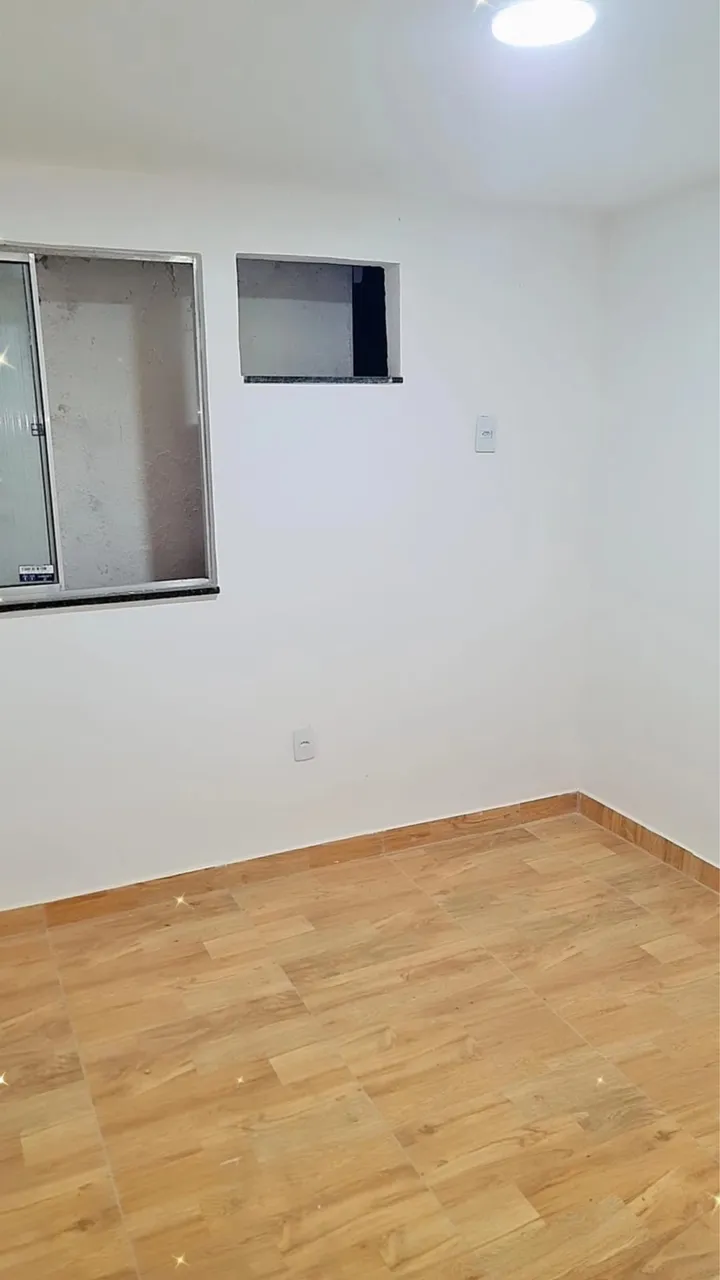 2-bedroom unfurnished apartment with tiled bathroom — photo 4