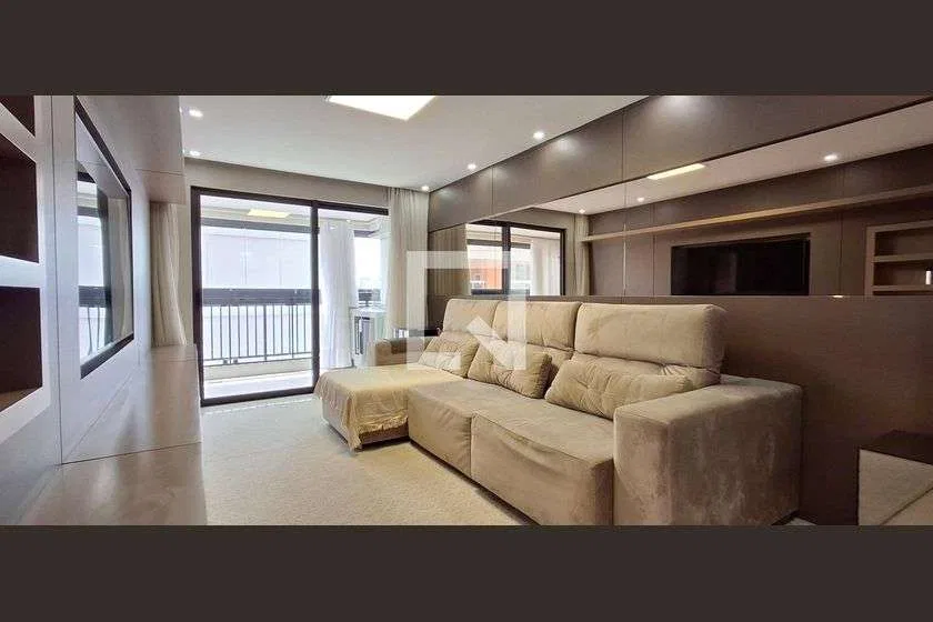 Furnished 3-bedroom apartment with 4 baths and 111 m² — photo 2