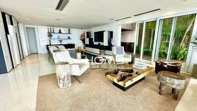 Меблированный дом с 5 спальнями и 700 м² — photo 22