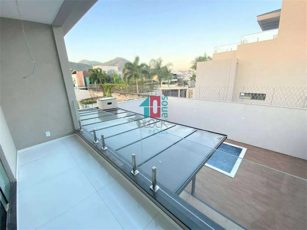 House with 3 bedrooms and 5 bathrooms, 2 parking spots — photo 26
