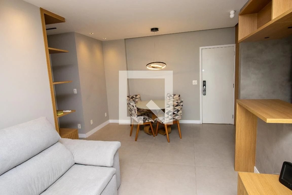 Apartamento mobiliado de 2 quartos com vista para a água — photo 22